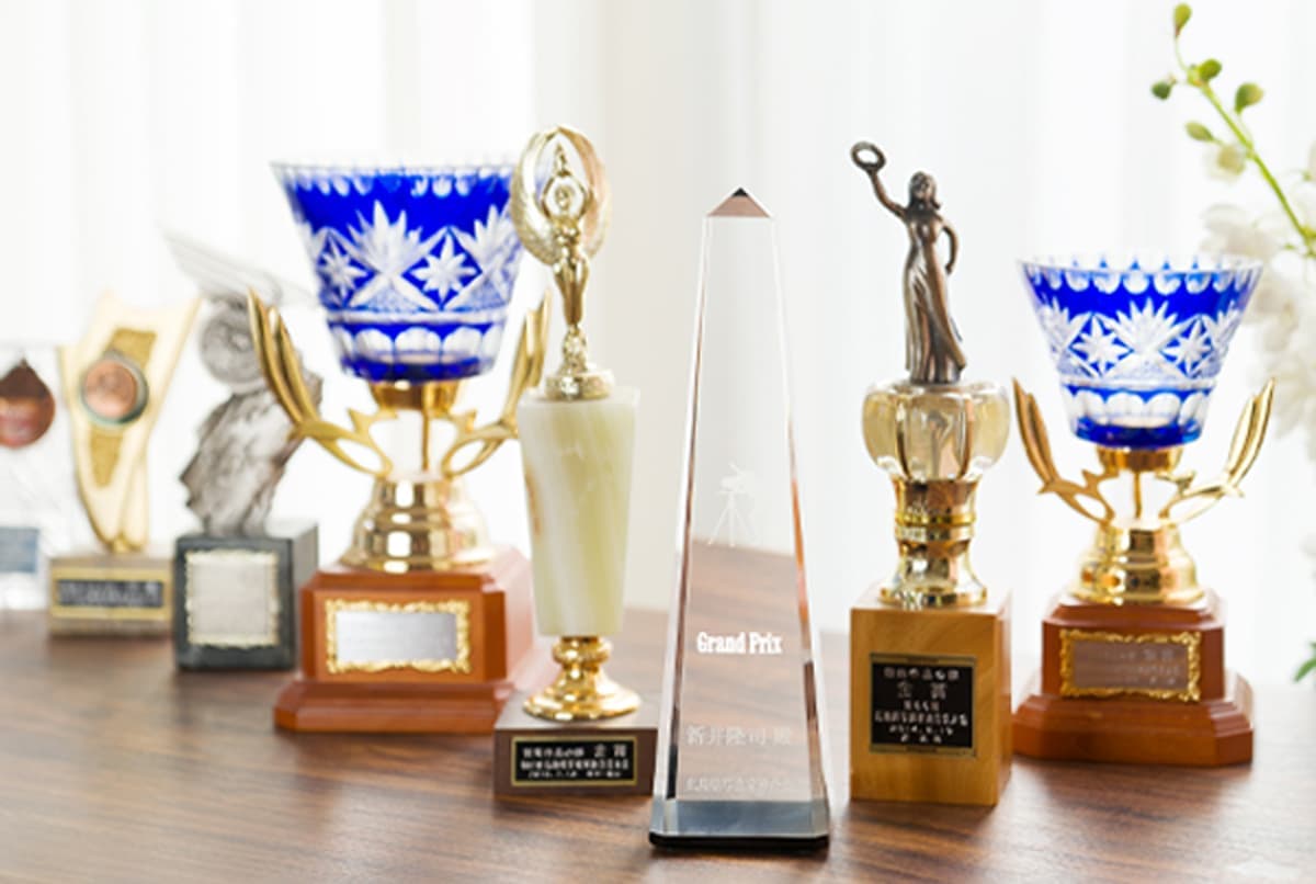 冨士写真館の受賞トロフィ写真